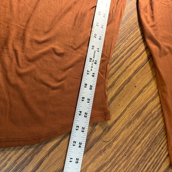 Women's Brown V-Neck Long Sleeve Top - Picture 6 of 7